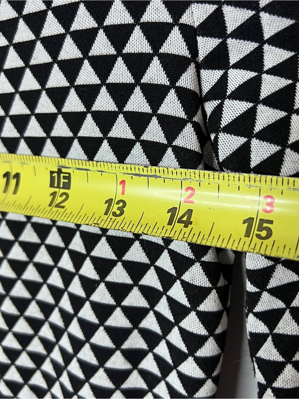 Nuvula Black & White Geometric Long-Sleeve Top with Orange Corduroy Collar - Picture 13 of 14
